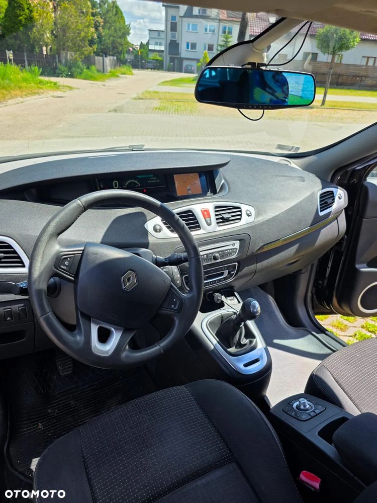 Renault Scenic - 23