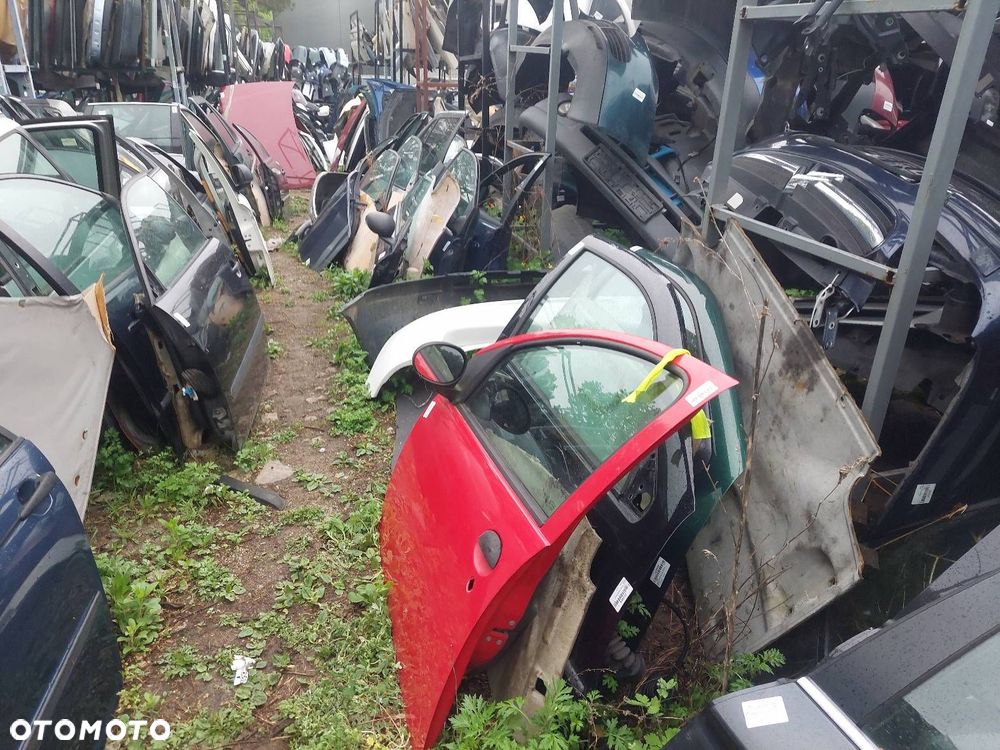 DRZWI KOMPLETNE LEWY PRZÓD PEUGEOT 107 I 5D KJH - 5