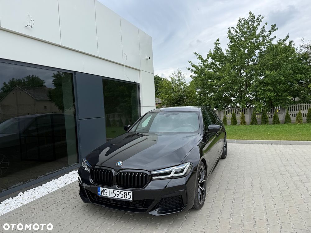 BMW Seria 5 520d xDrive mHEV M Sport sport - 4