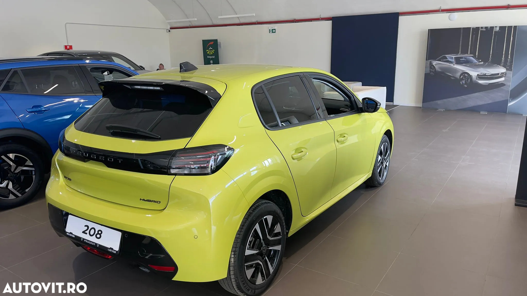 Peugeot 208 1.2L e-DCS6 MHEV Allure - 4
