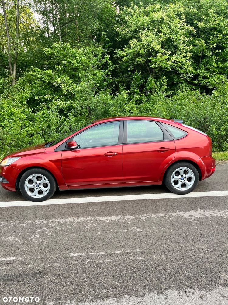 Ford Focus 1.6 Ambiente - 11