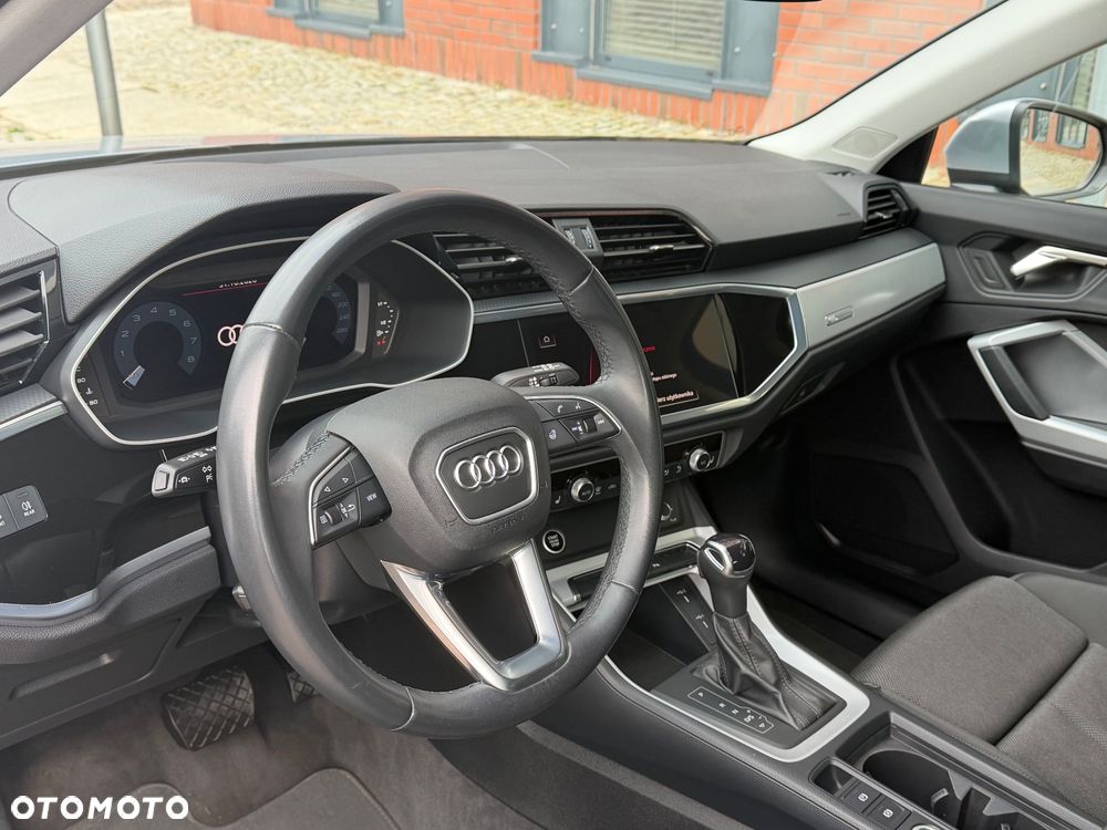 Audi Q3 2023 photo 5