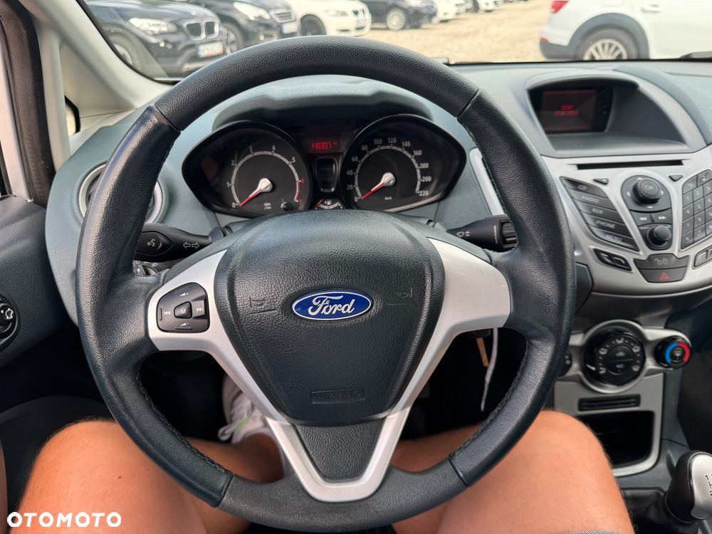 Ford Fiesta - 19