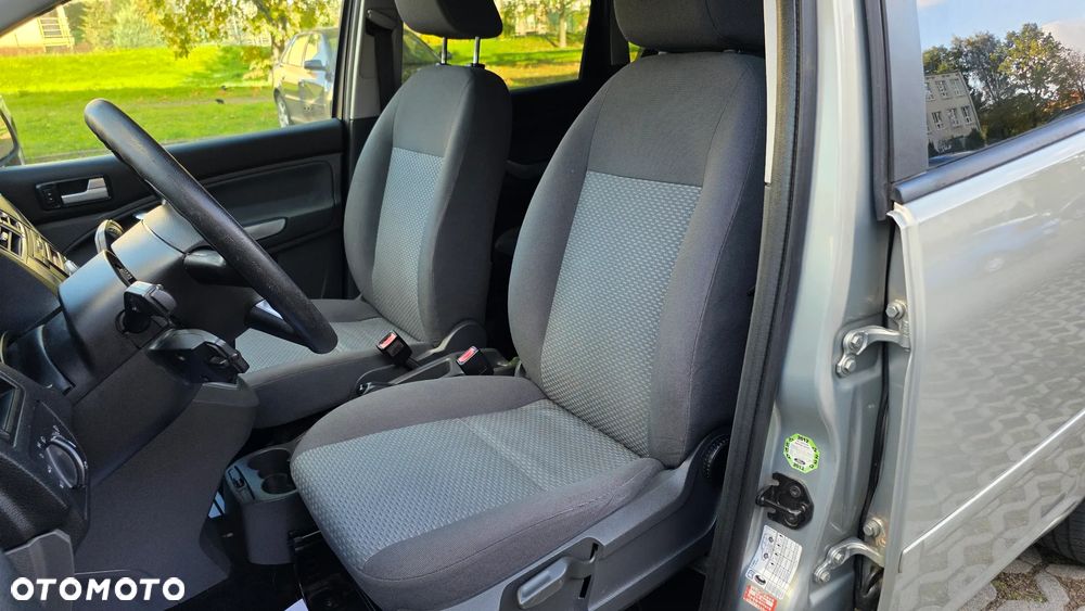 Ford C-MAX - 17