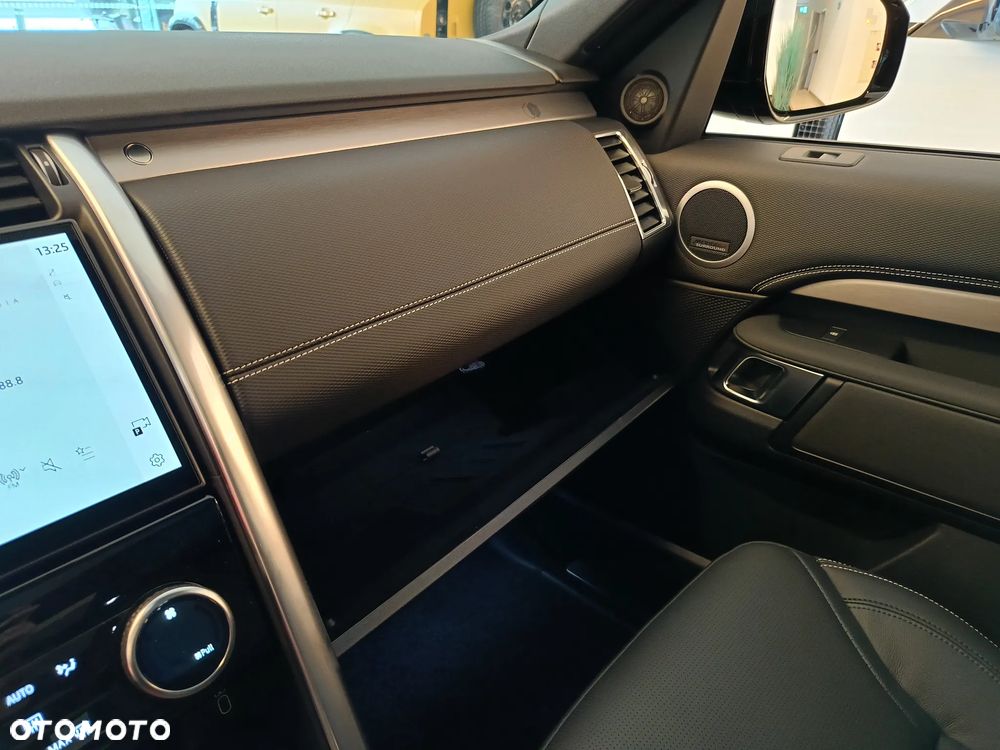 Land Rover Discovery 3.0 D350 mHEV Gemini - 29