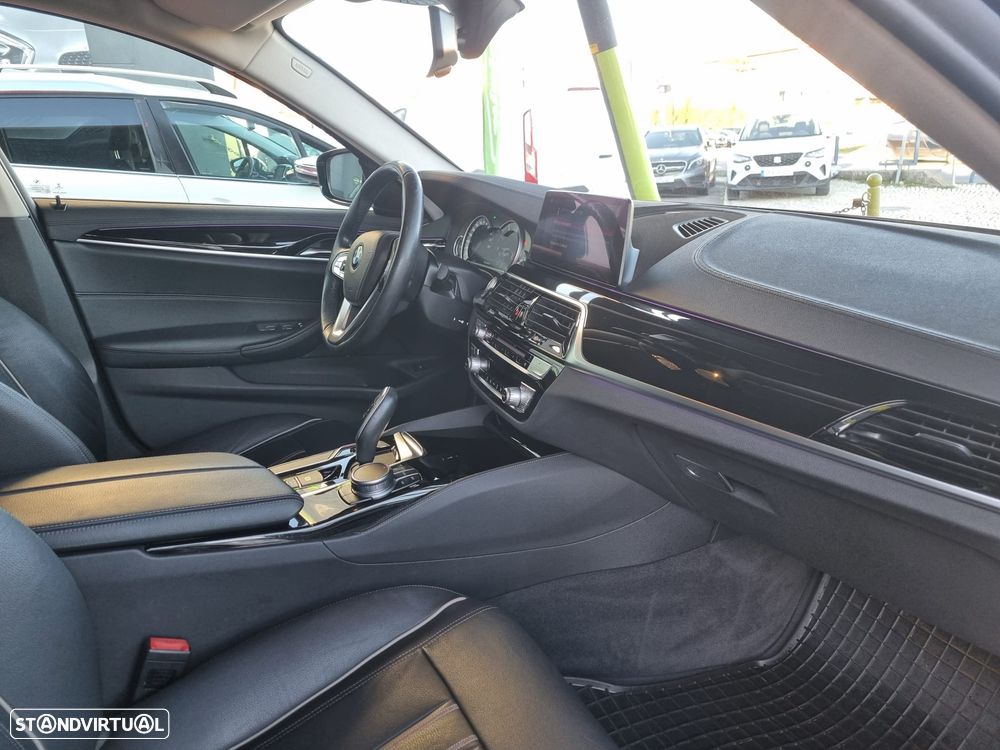 BMW 520 d Line Luxury Auto - 34