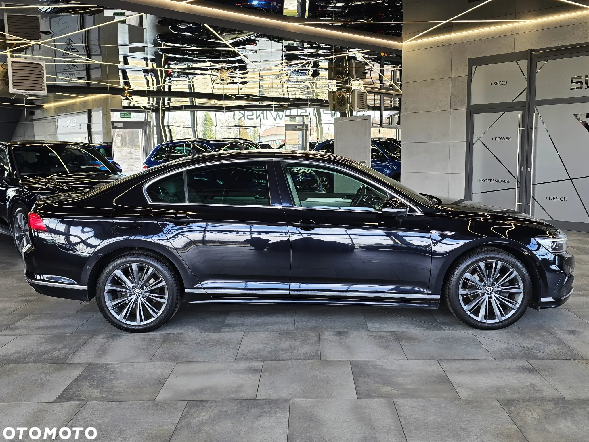 Volkswagen Passat 2.0 TDI 4Mot Elegance DSG - 11