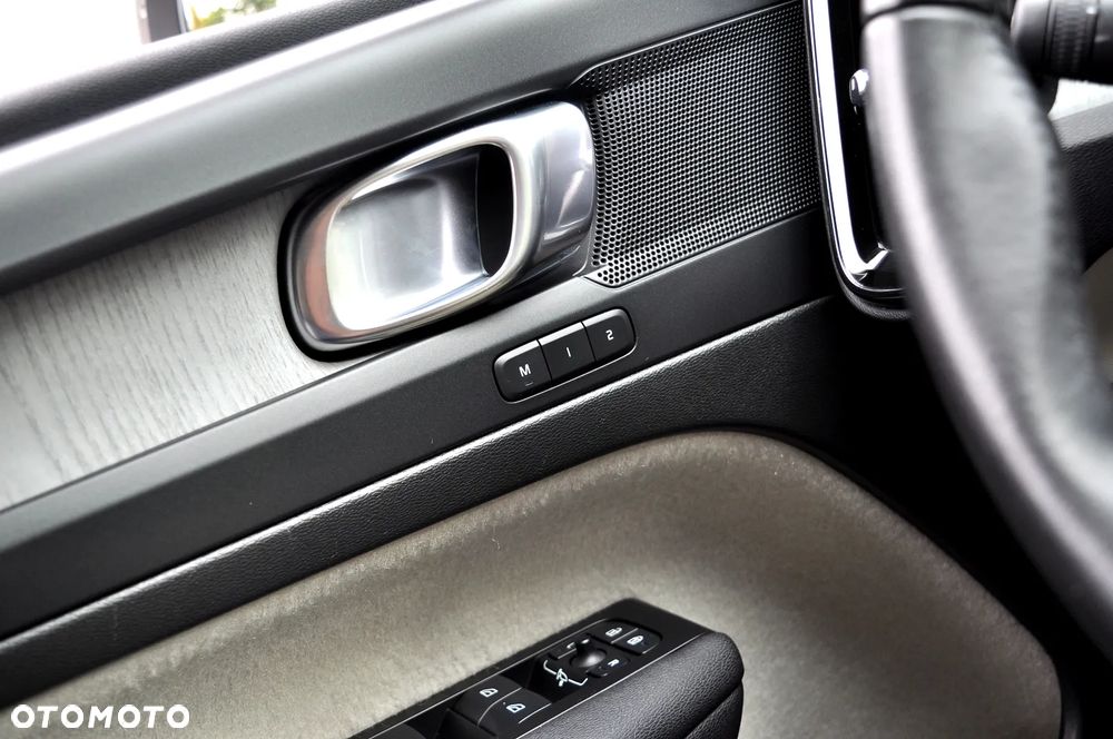 Volvo XC 40 T3 Inscription - 34