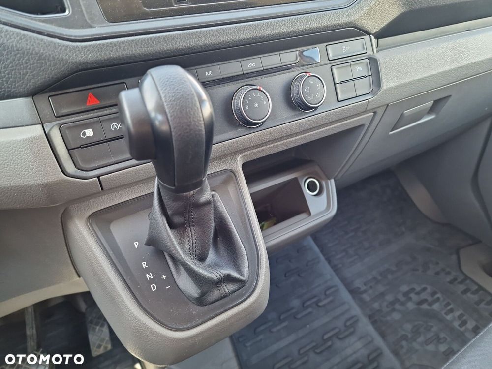 Volkswagen Crafter - 18