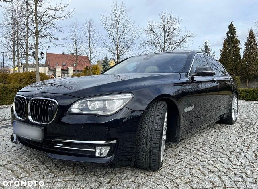 BMW Seria 7 750d xDrive - 23