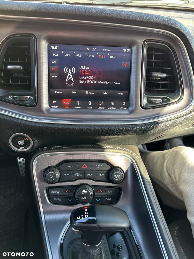 Dodge Challenger 3.6 GT AWD - 8