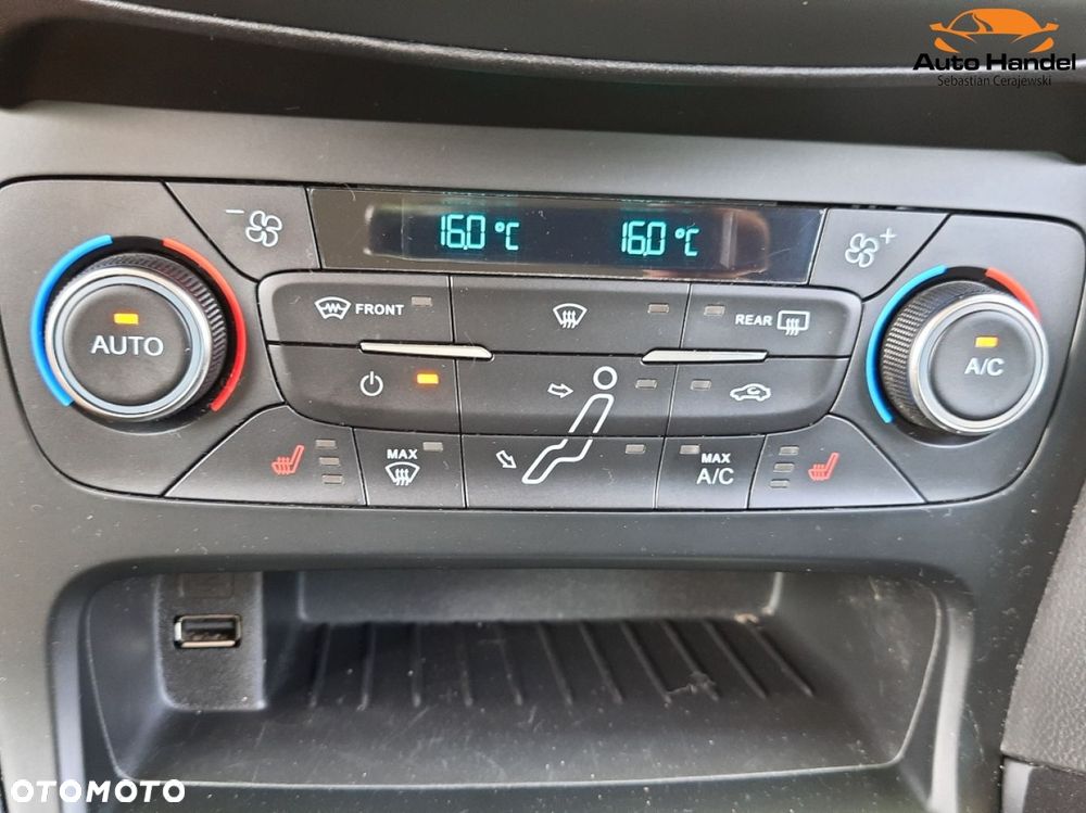 Ford Focus - 31