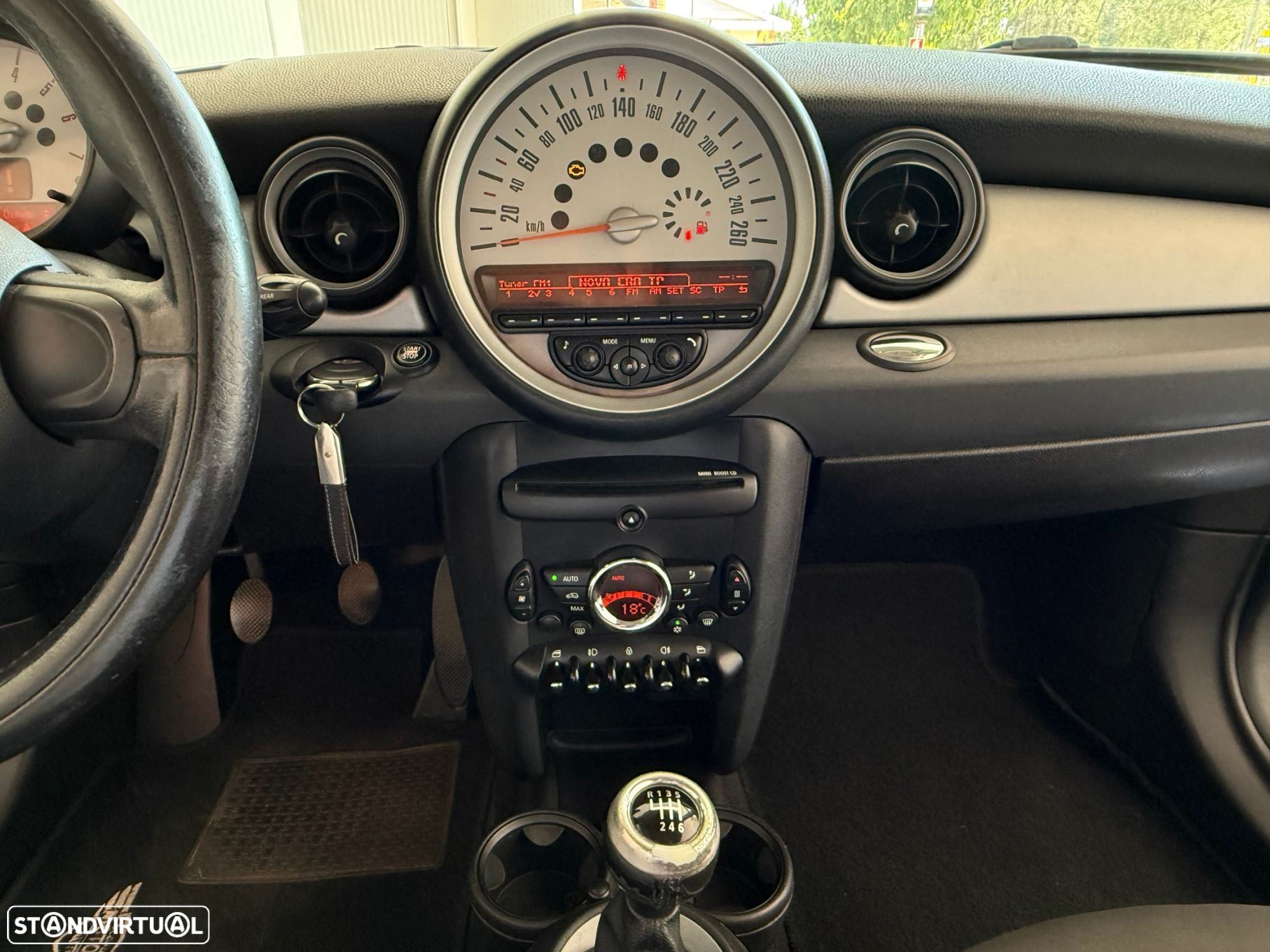 MINI 3 Portas One D - 15