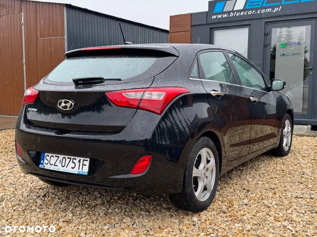 Hyundai i30 - 21