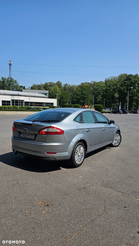 Ford Mondeo 2.0 TDCi Black Magic - 10