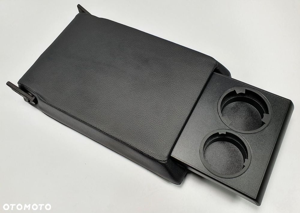 PODŁOKIETNIK SKÓRA KANAPY TYŁ MERCEDES W203 - 2