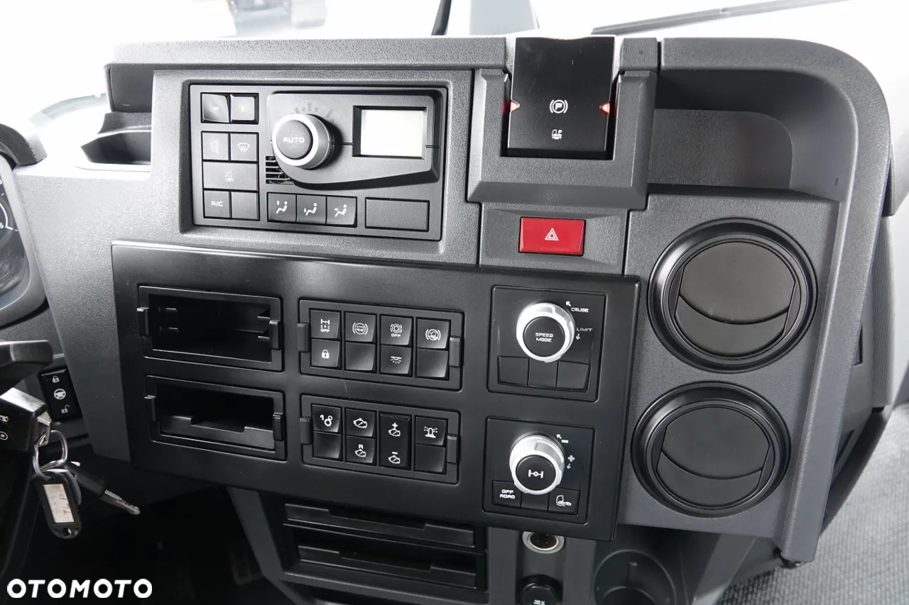 Renault K 460 / 8x4 / WYWROTKA / HYDROBURTA / BORDMATIC / EURO 6 - 31