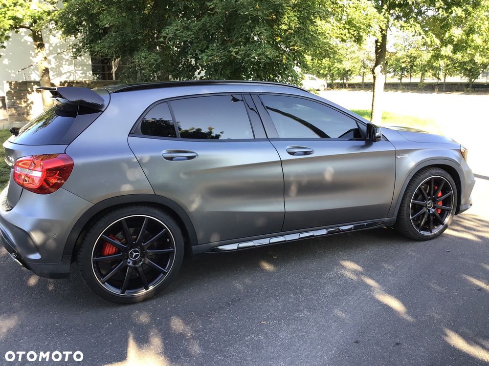 Mercedes-Benz GLA 45 AMG 4Matic 7G-DCT - 6