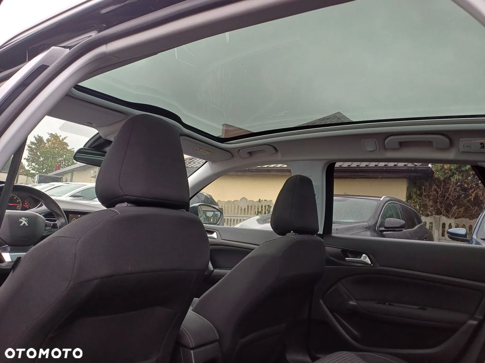 Peugeot 308 SW PureTech 110 Stop & Start Allure - 20