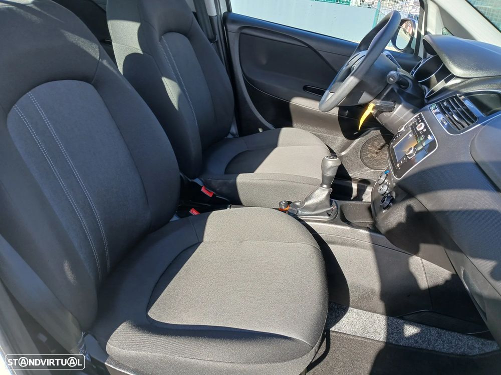 Fiat Punto 1.3 M-Jet Easy S&S - 22