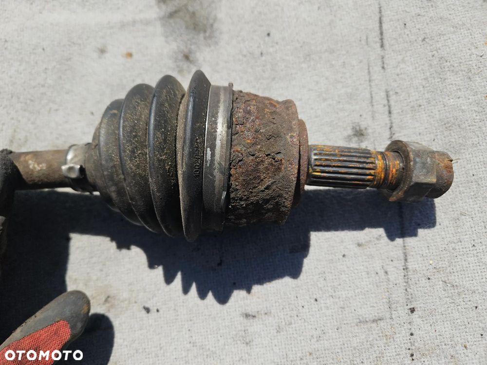 Półoś lewa prawa Fiat Grande Punto 1,4 8V 78KM automat - 3