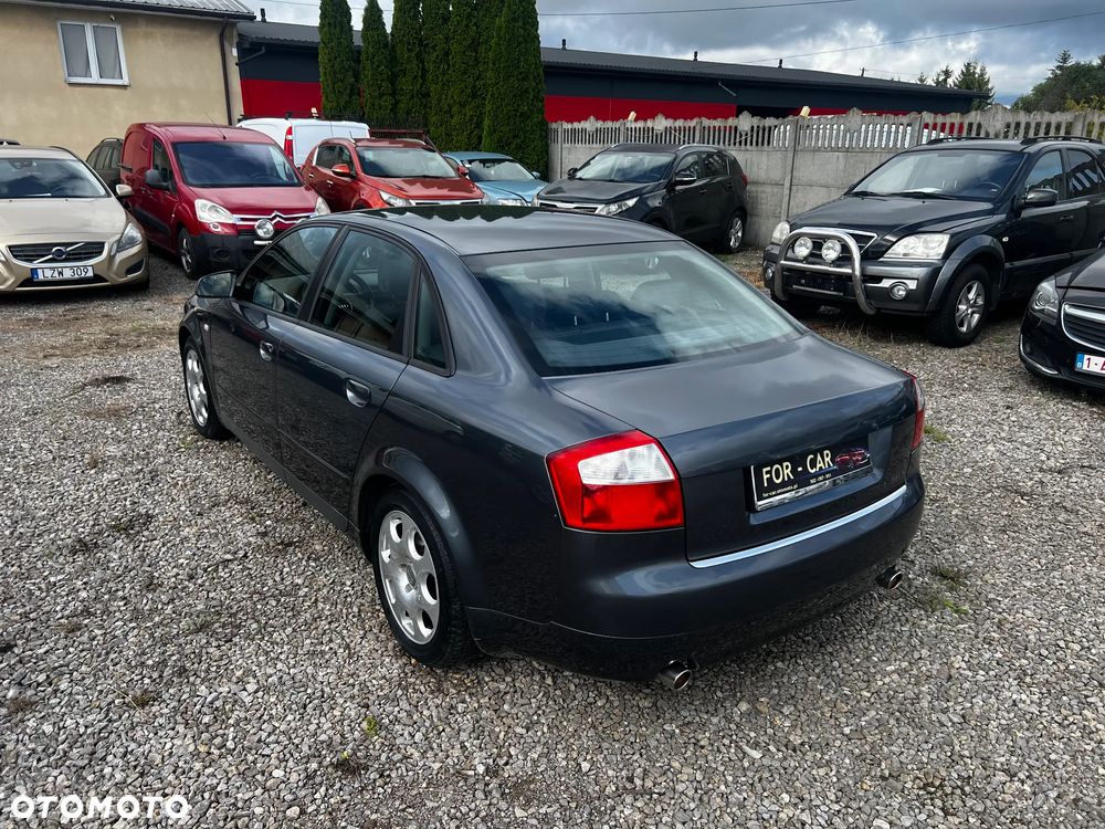 Audi A4 Limousine 1.8 T quattro - 3