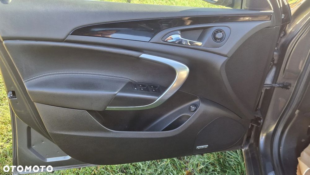 Opel Insignia 2.8 V6 Turbo 4x4 Automatik Cosmo - 37