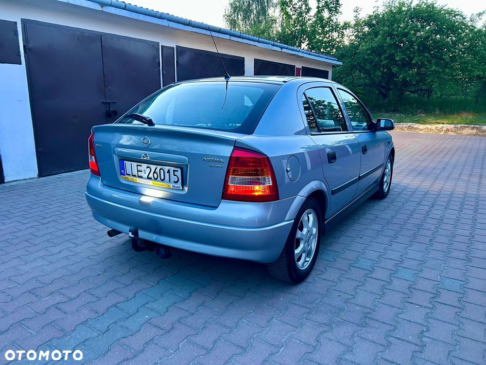 Opel Astra - 26