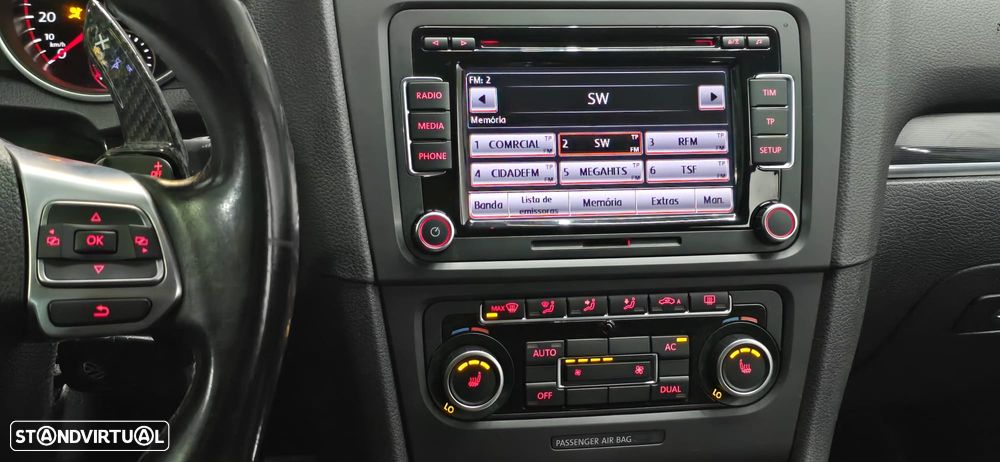 VW Golf 2.0 TDI DPF DSG GTD - 51