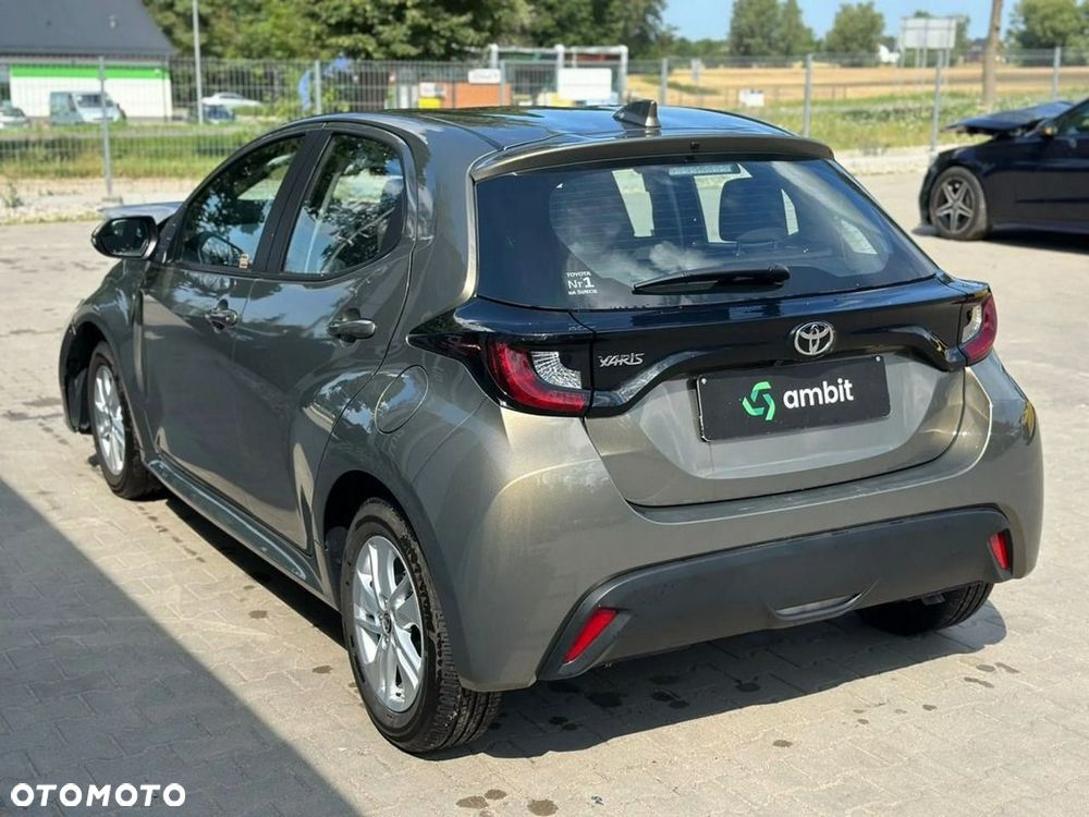 Toyota Yaris 1.5 Comfort - 8