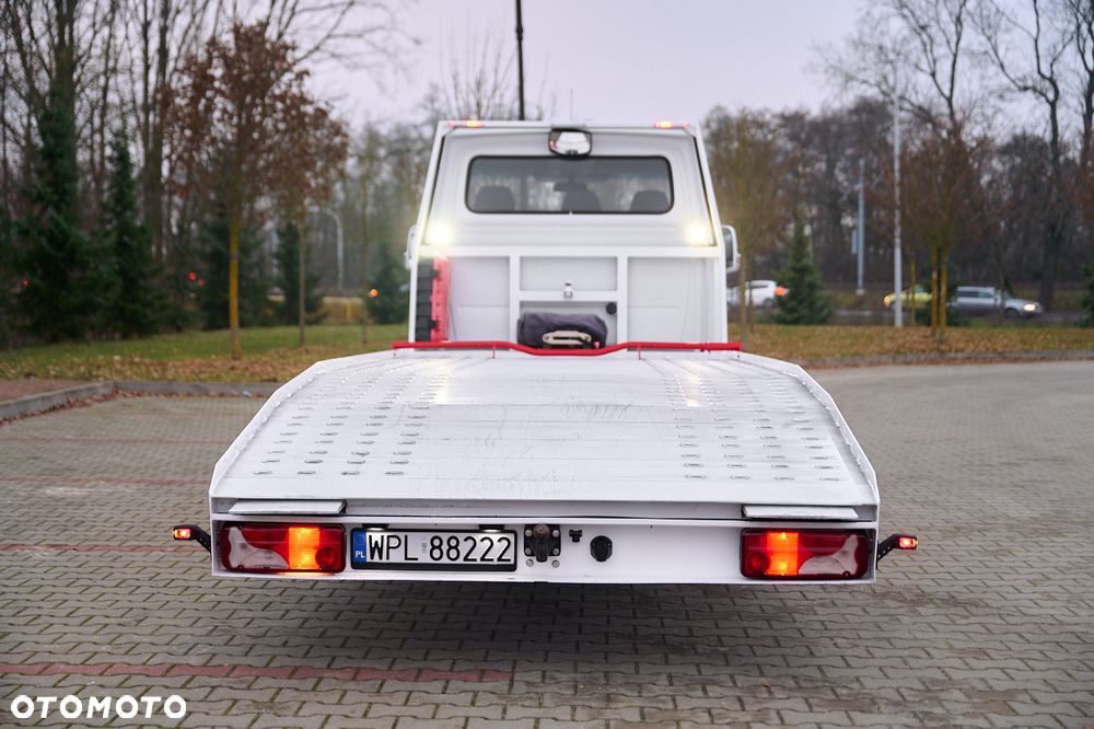 Mercedes-Benz SPRINTER - 15