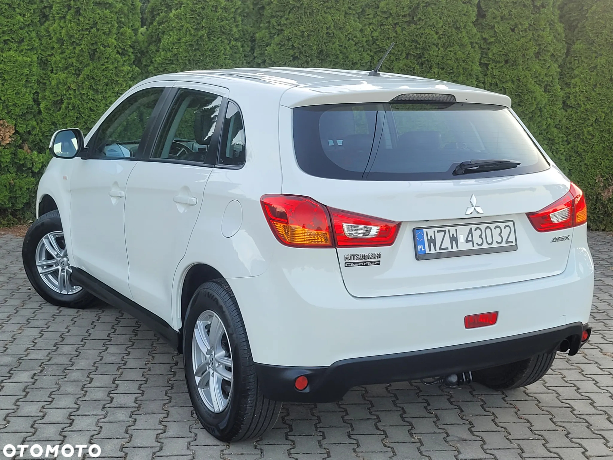 Mitsubishi ASX - 16