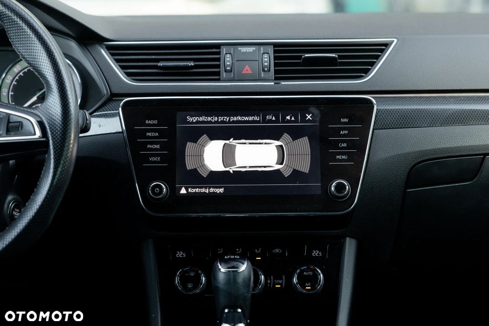 Skoda Superb 2.0 TDI Sportline DSG7 - 17