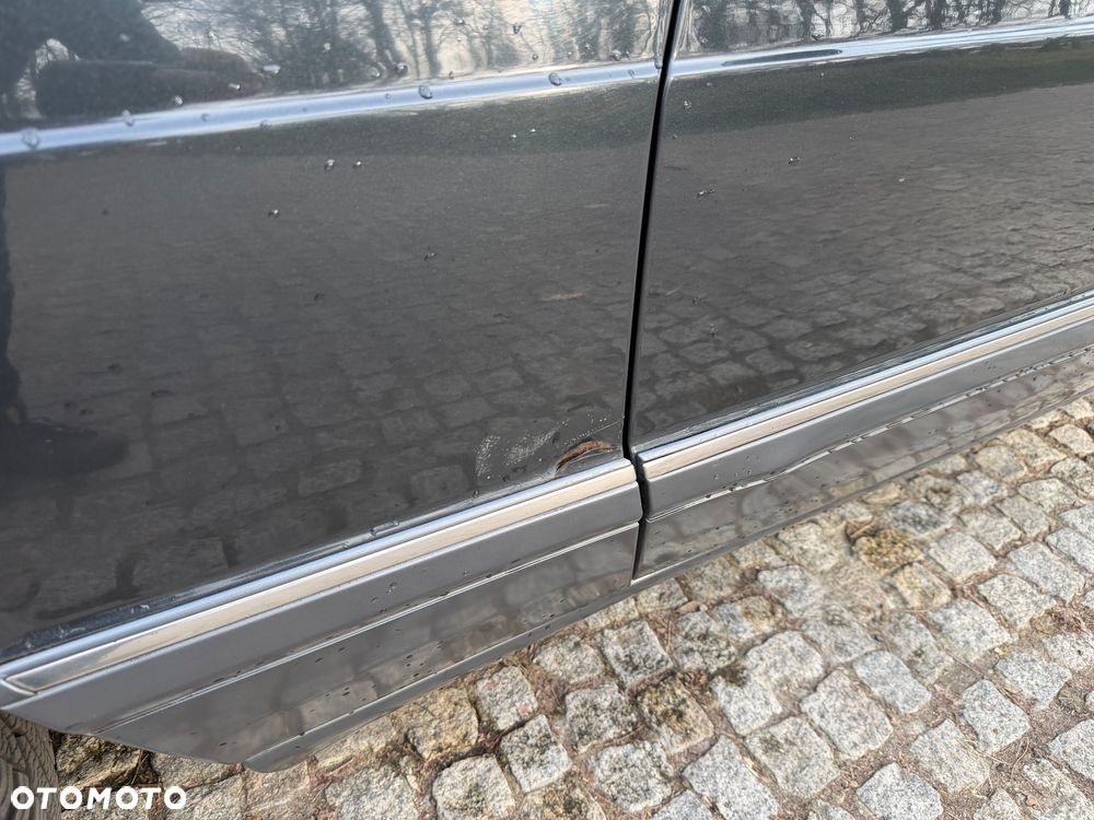 Mercedes-Benz 280 - 37