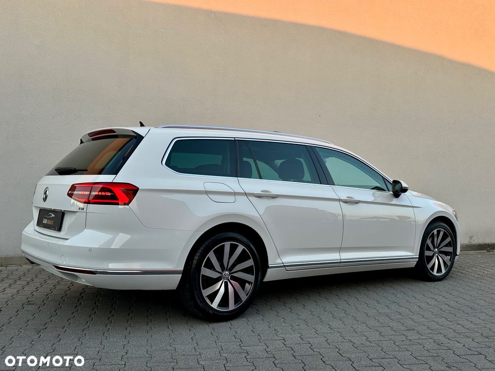 Volkswagen Passat - 5