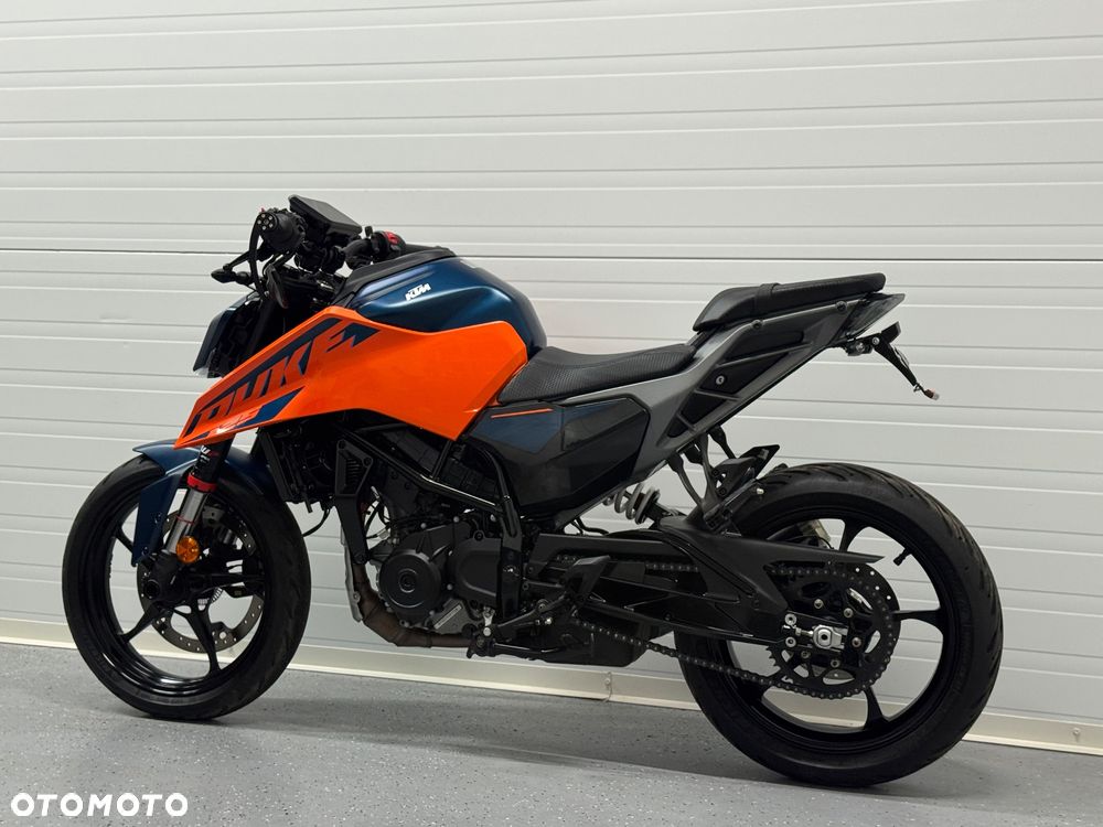 KTM Duke - 15