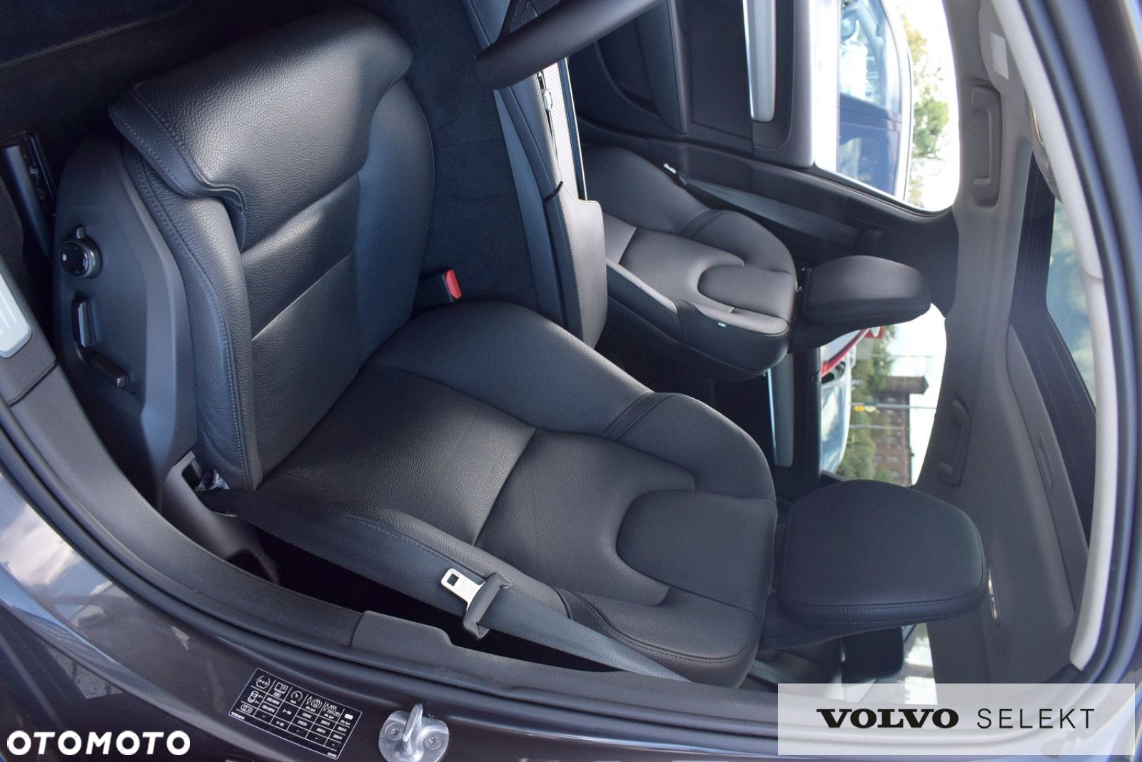 Volvo S90 - 21