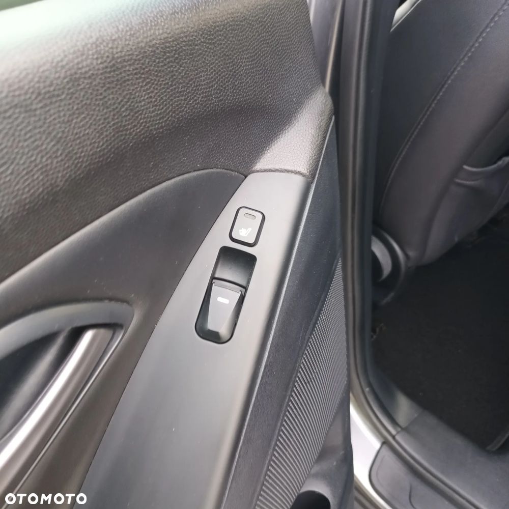 Hyundai ix35 1.7 CRDi 2WD blue Comfort - 16