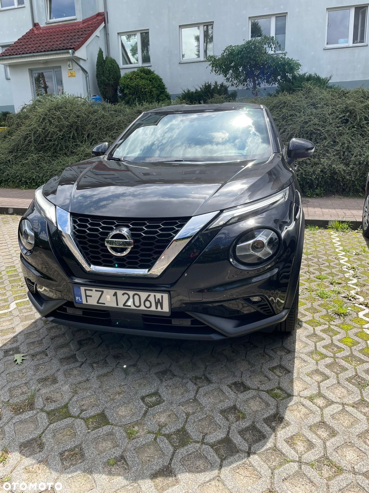 Nissan Juke 1.0 DIG-T Acenta DCT - 1