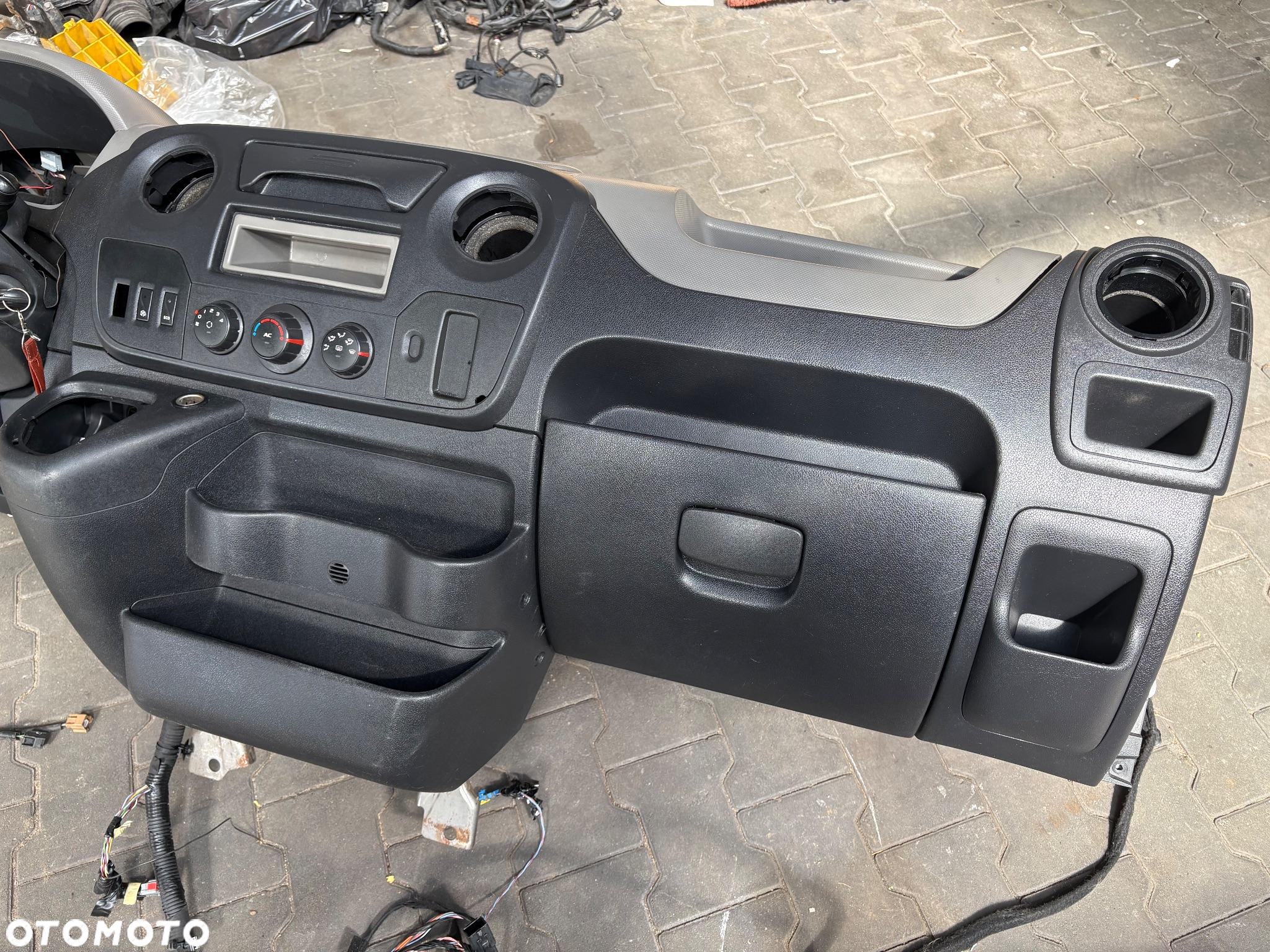 Przekładka Anglika konsola deska renault master 3 III - 2