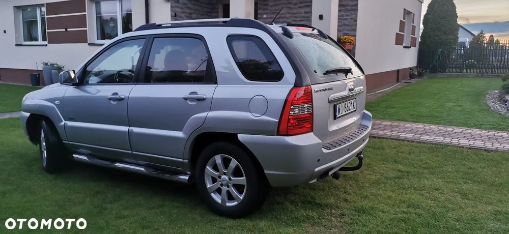 Kia Sportage 2.0 CRDi Expedition + - 3