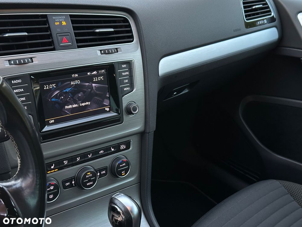 Volkswagen Golf 2.0 TDI BlueMotion Technology DSG Cup - 13
