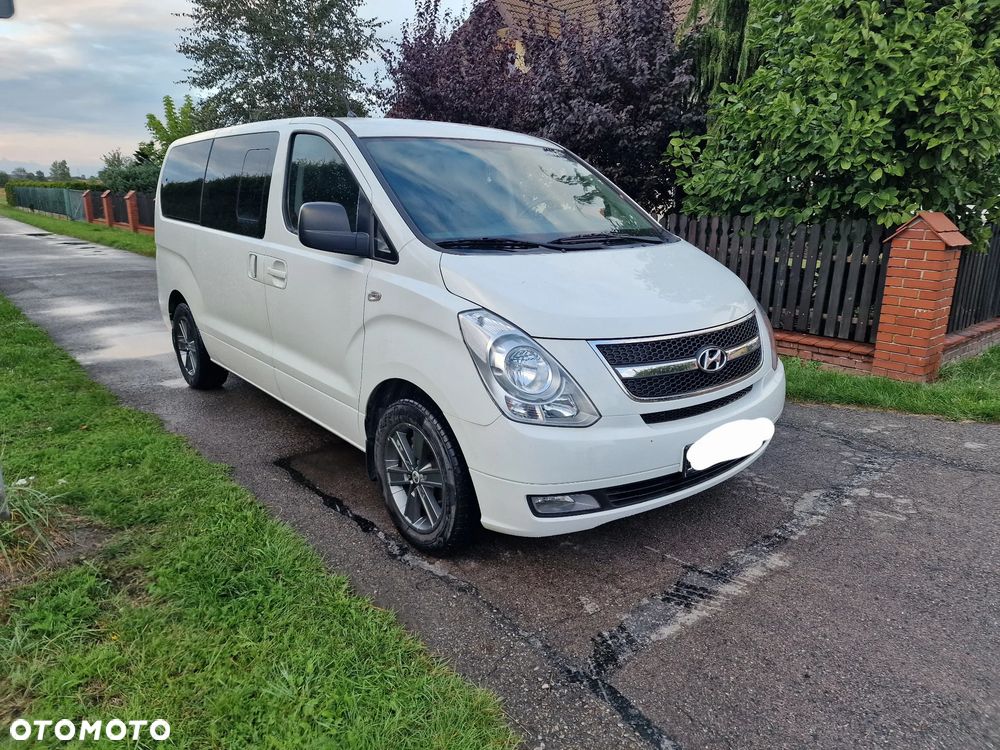 Hyundai H-1 2.5 CRDi Premium - 2