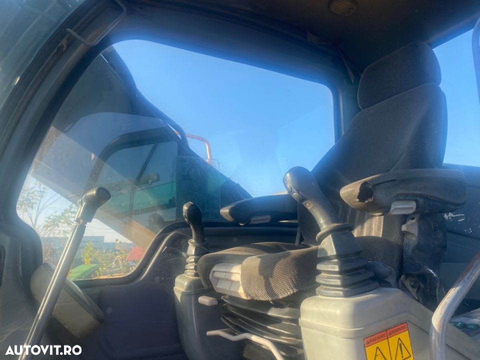 Volvo ec210LC - 6