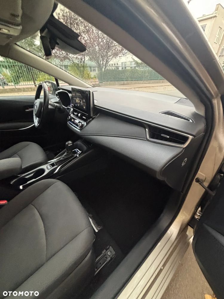 Toyota Corolla 1.8 Hybrid Executive - 28