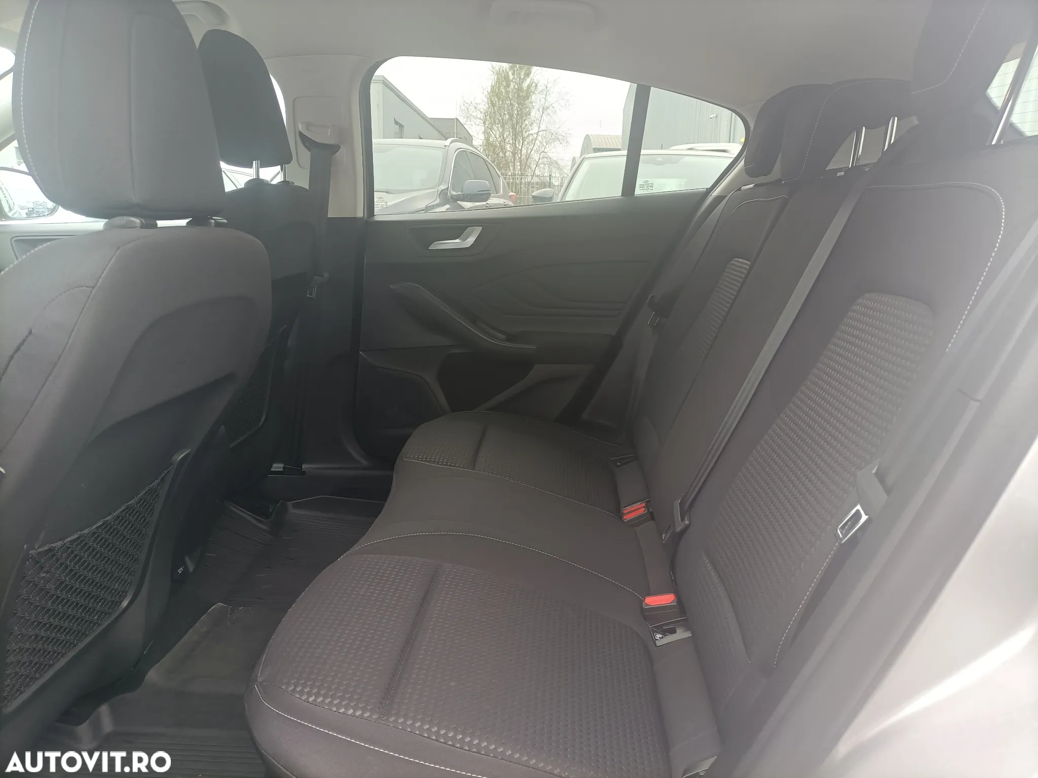 Ford Focus 1.5 EcoBlue Trend - 17