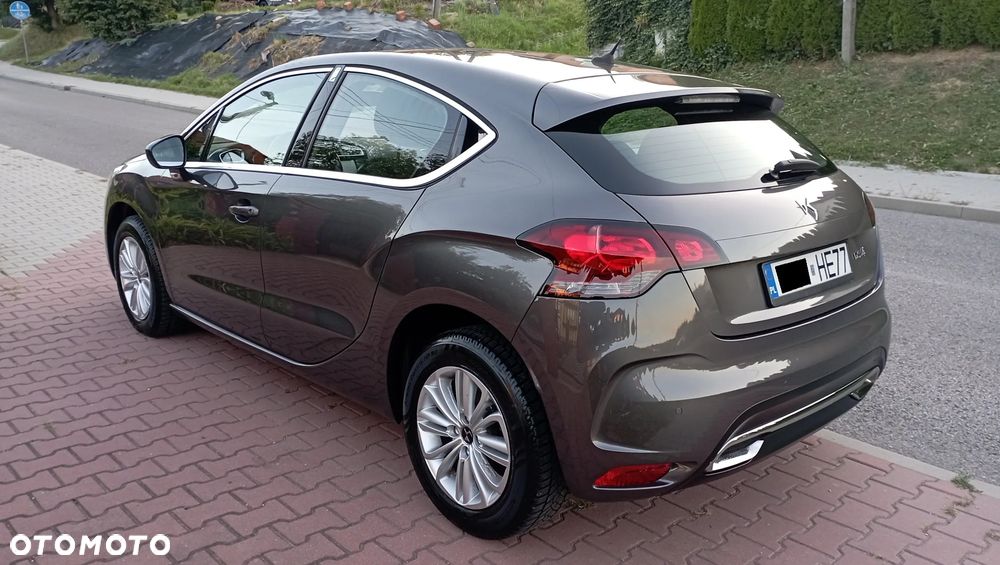DS Automobiles DS 4 - 7