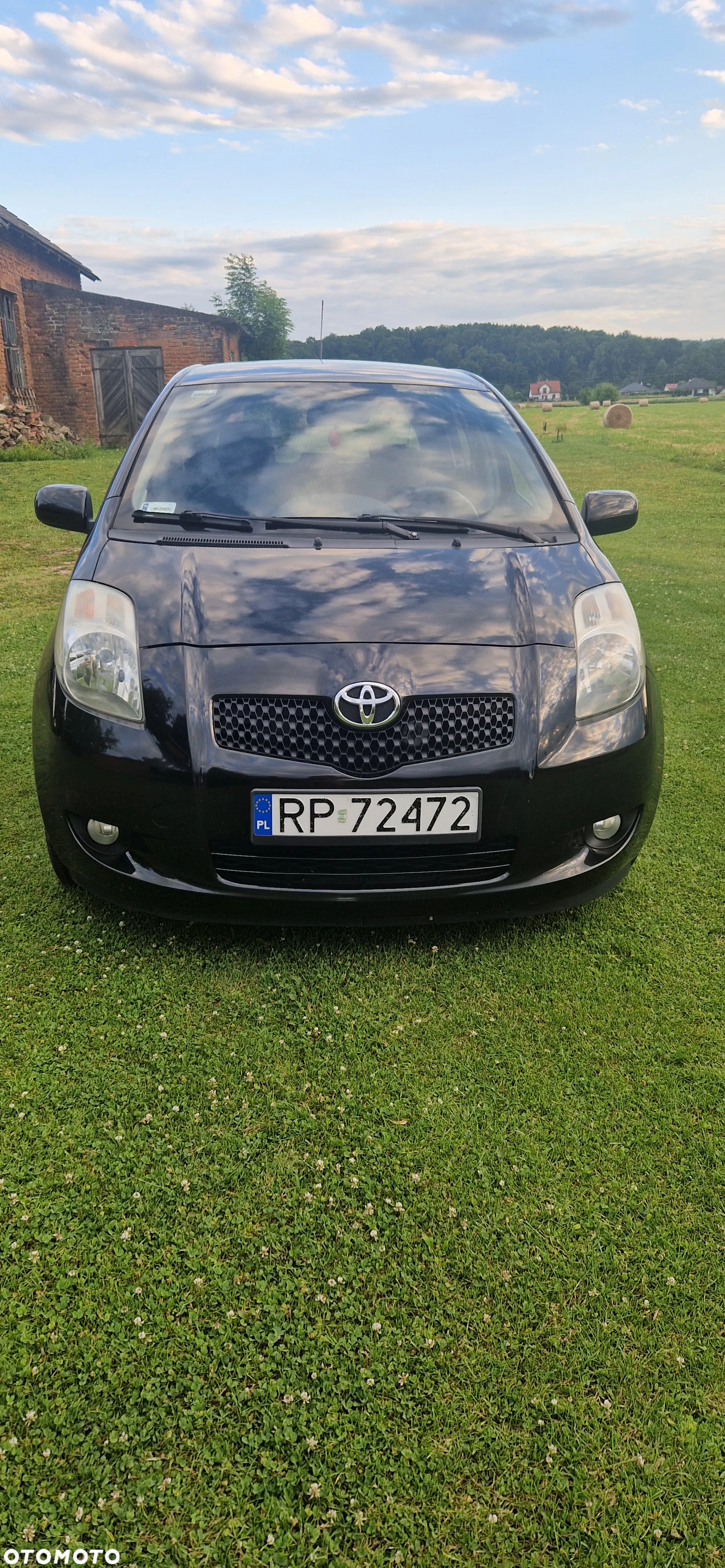 Toyota Yaris - 22