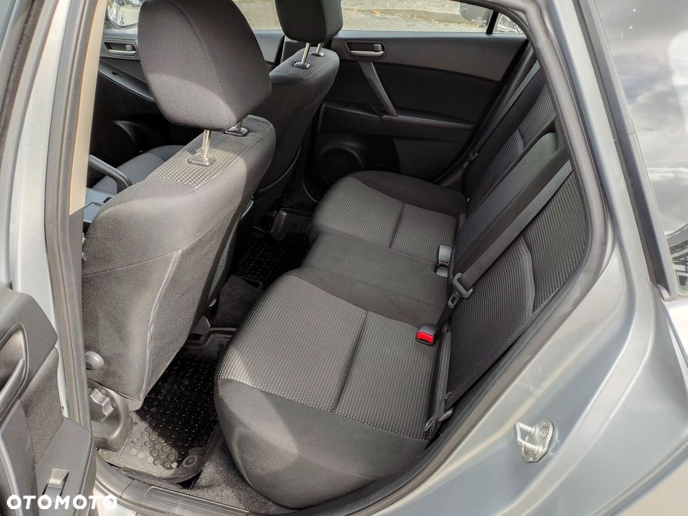 Mazda 3 - 25