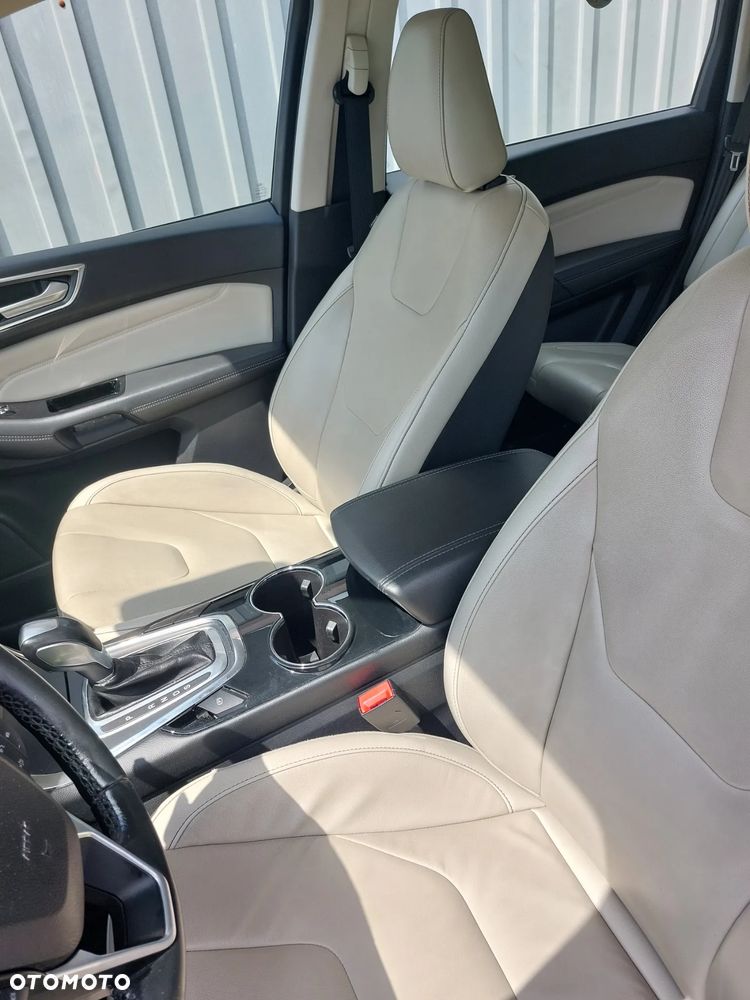 Ford S-Max 2.0 EcoBoost Titanium - 11